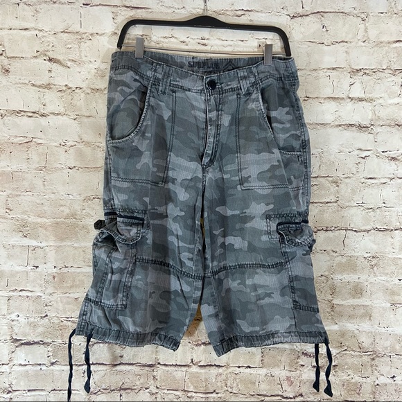 surplus Other - Surplus camo cargo shorts size 32